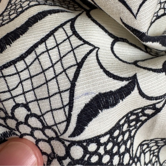 MAXMARA • Ginepro Printed Cigarette Trousers in Cream/Black - Picture 14 of 15